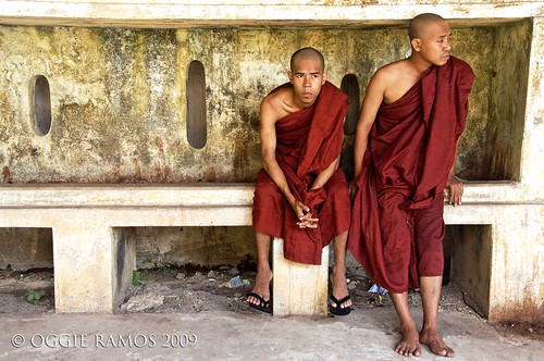 kyautatgyi novice monks