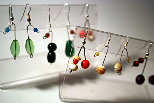 easy 2-bead earrings
