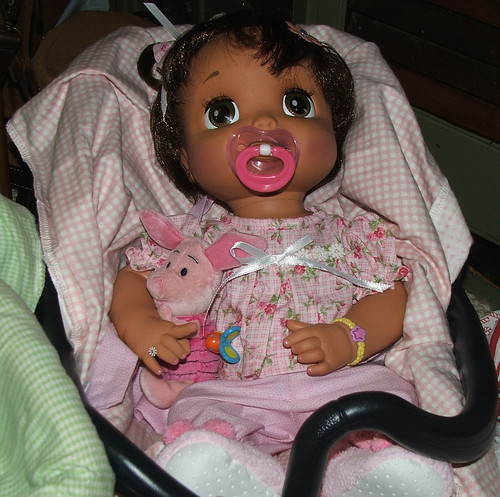  Hasbro Baby Alive animated hispanic speaking doll