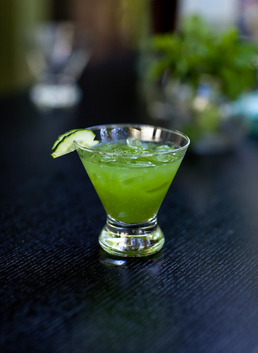cucumber sake cocktail