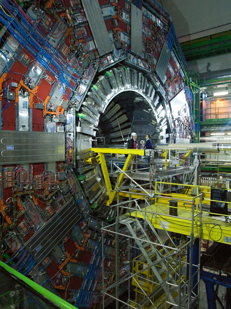 CERN Colisionador de Hadrones