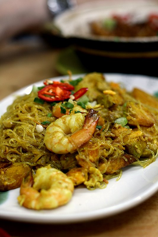 noodles with pumpkin and salted egg yolk