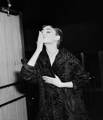 #46-Audrey Hepburn Blowing A Kiss To Fans