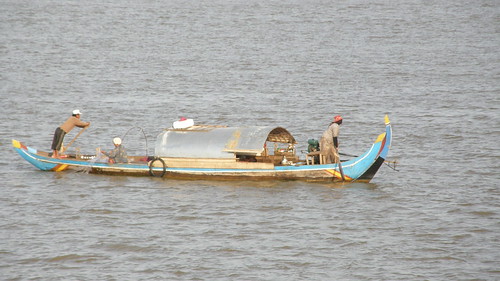 079.洞里薩河(Tonle Sap)上的小船