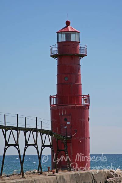 Algoma Pierhead Lighthouse 2