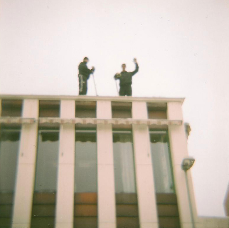 090313 men on the roof