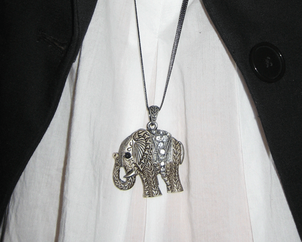 elephant-necklace