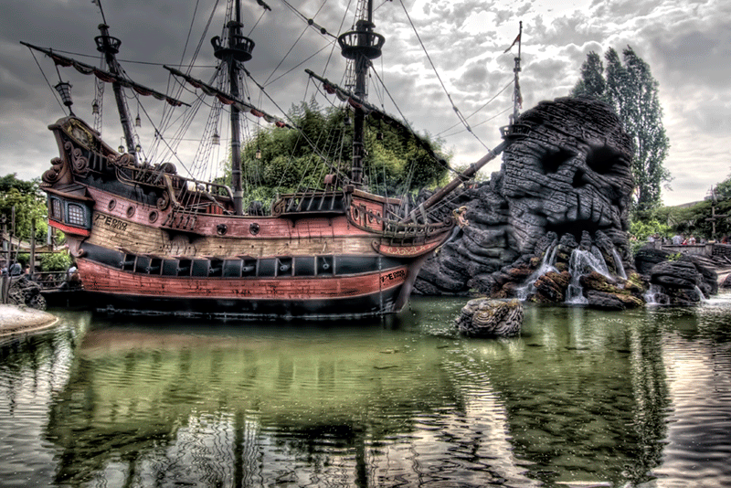 Disneyland Paris - Piratas del Caribe 02