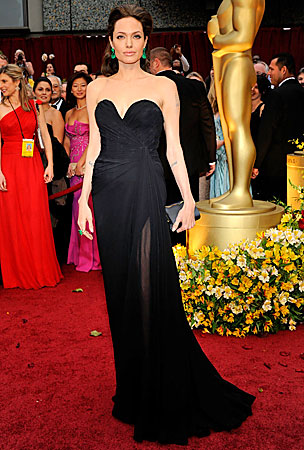 angelina jolie red carpet dresses. Update 5:45pm: Angelina Jolie: