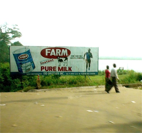 Liberia Anuncio leche