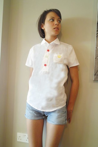 Alba - QOS simple white shirts