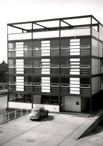 Chamberlin Powell & Bon warehouse/office, 1958 by Phil Gyford