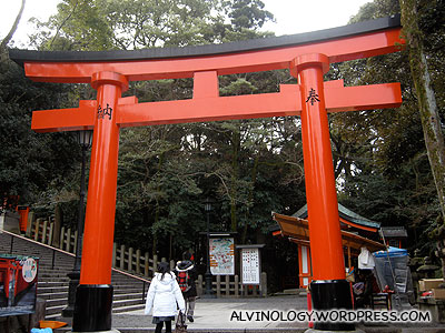 There were many Torii like this in the shrine