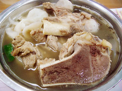 pork bone noodle soup @ sheng wang