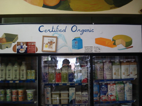 Organics on Bloor: Milk/Beverages