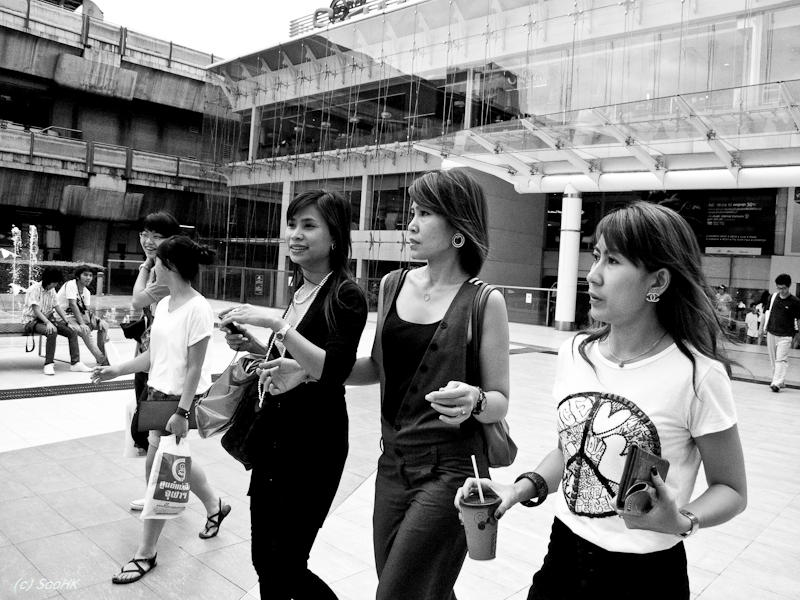 Girls Lets Go Shopping @ Bangkok, Thailand