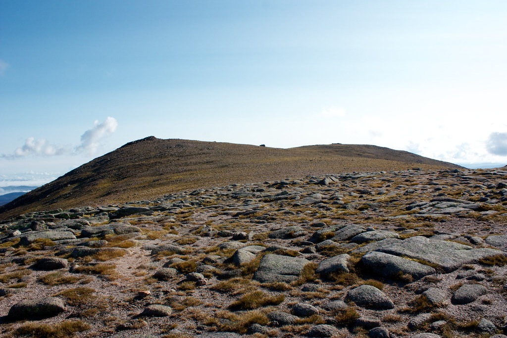 The Beinn Mheadhoin summit plateau