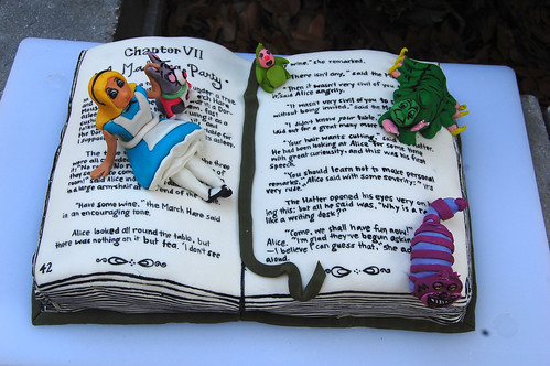 caterpillar alice in wonderland disney. Alice in Wonderland Cake