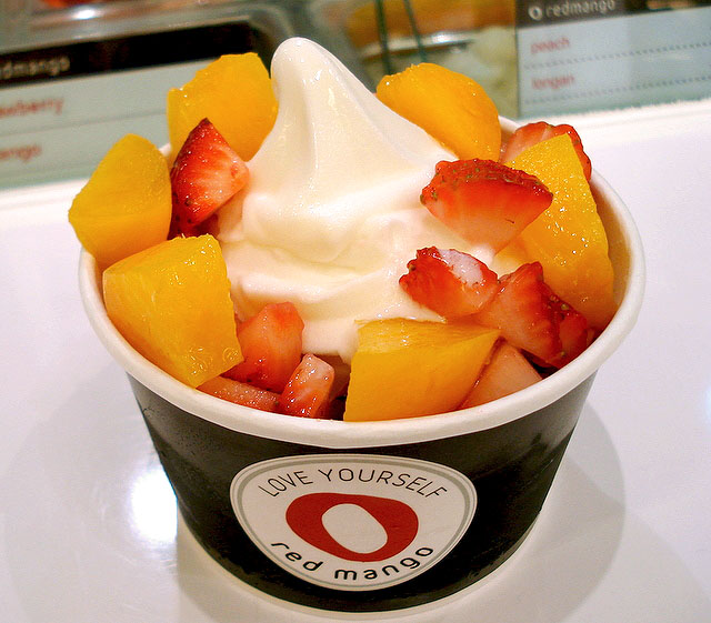 Original flavour yoghurt with strawberries and peaches