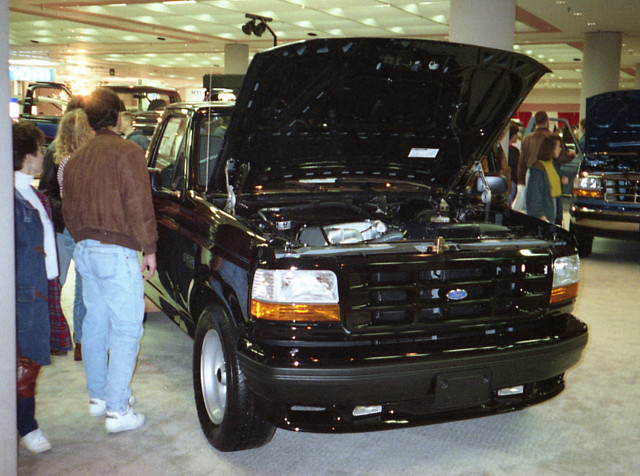 ford truck pickup f150 1993 lightning carshow baltimoremd baltimoreconventioncenter motortrendinternationalautoshow
