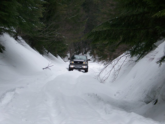 mountain snow cold ford truck zoom kodak f150 trail mtrainier z612