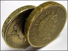 British One Pound coin fake