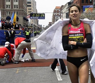 Kara Goucher in Boston Marathon 2009