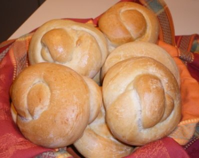 Ilvas Knot Bread