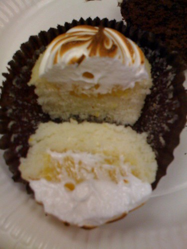 Inside the lemon meringue cupcake from Confections of a Cupcake
