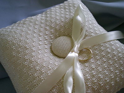 Accessories  Wedding on See Nutfieldweaver For Lacy Wedding Accessories  Lace Can Be Added To