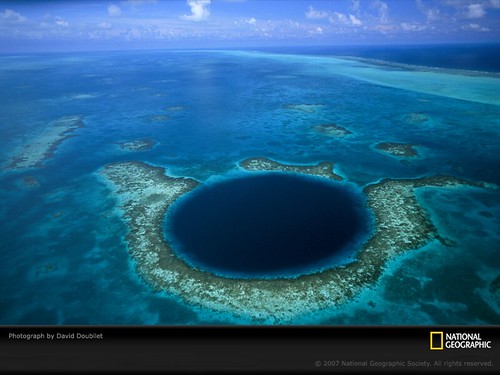 Great Blue Hole (National Geographic) belize-blue-hole-reef-731526-sw