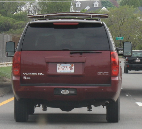 SUV with Spoiler on the Roof?!