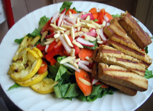 salad with grilled squash and tofu