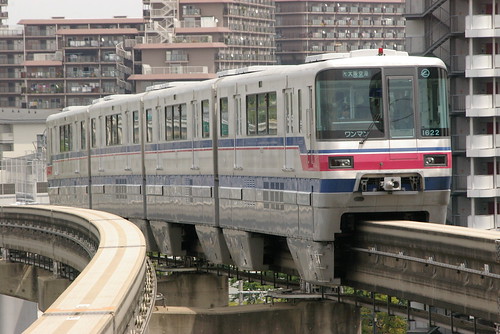 Osaka Monorail 1000 series　in Yamada,Suita,Osaka,Japan 2009/5/2