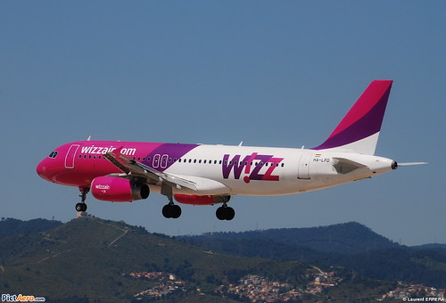 Airbus A320-200 Wizz Air HA-LPD por Luccio.errera.