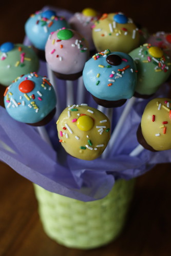 easter cakes and cupcakes. Cupcake Pop Bouquet