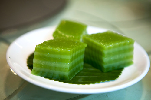 Coconut layered jelly