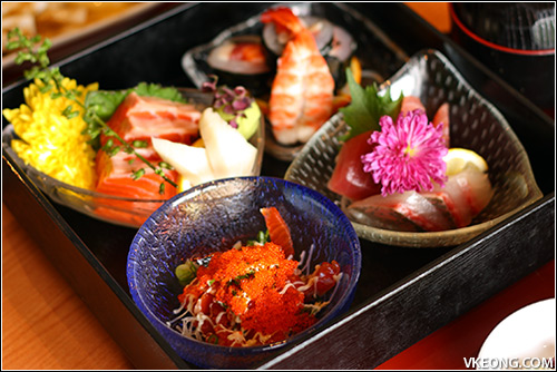sashimi-sushi