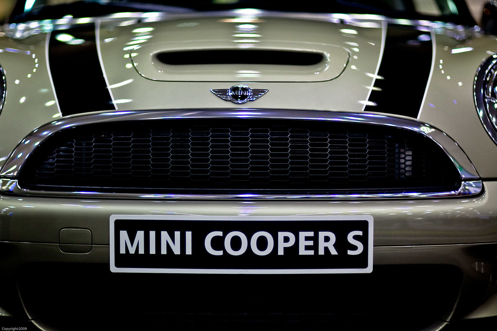 Mini Coopers (5 of 5)