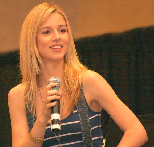 Portrayed by Alona Tal Name Ellen Singer Age Undisclosed