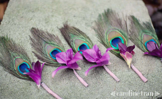 Check out these cute boutonnieres she made with peacock feathers japanese 