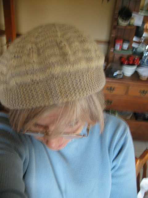 beret knitting0025