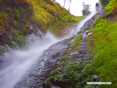 Seduduo Waterfall Nganjuk