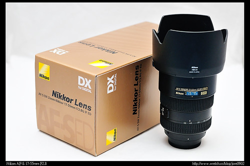 你拍攝的 Nikon AFS DX 17-55mm F2.8。