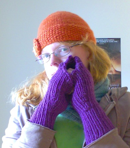 Purple fingerless gloves in Knit Picks Cadena bulky wool alpaca yarn