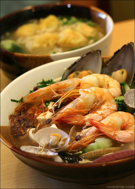 seafood-noodle