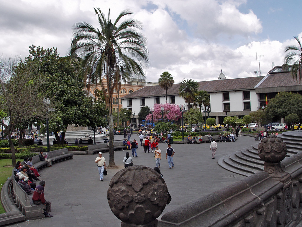 DSC00739 Independence Square Quito Ecuador