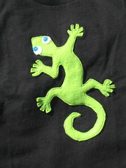 Geoff the Gecko Large Knit Shorties, and Tee