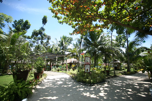Samal Paradise Island huts