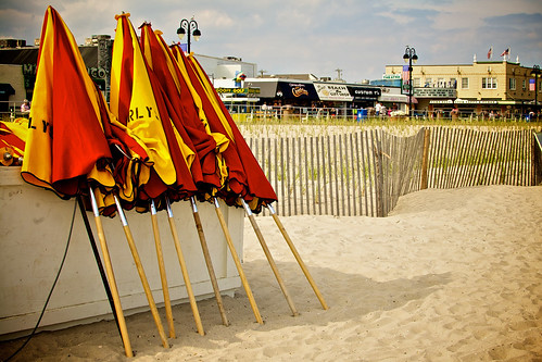 Curly's red and yellow umbrellas.